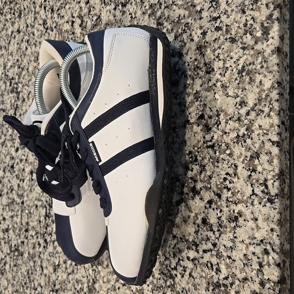 MECCA USA "SONNY" SHOES. SIZE 8.5. - Picture 4 of 9